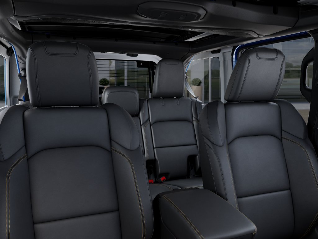 New 2026 Jeep Wrangler Unlimited Sahara AWD/4WD image 26