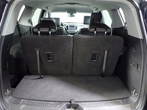 Used 2019 GMC Acadia SLT image 15