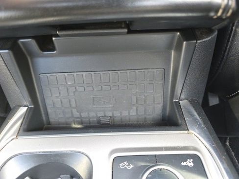 Used 2020 Ford Explorer ST w/ Premium Technology Package image 18