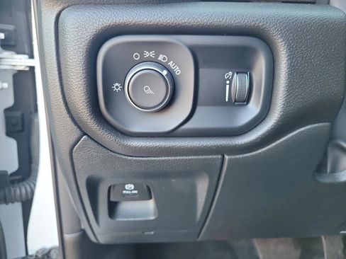Used 2024 RAM 1500 Big Horn image 15