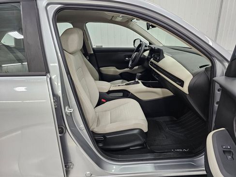 Used 2024 Honda HR-V LX image 19