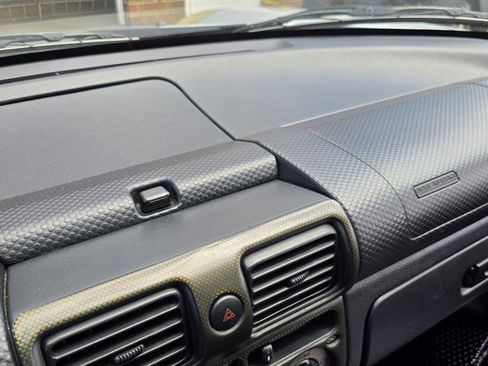 Used 2001 Toyota MR2 image 60