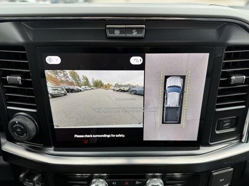 New 2026 Ford F250 Lariat w/ Black Appearance Package image 22