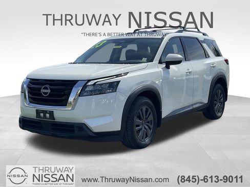 Certified 2023 Nissan Pathfinder SV w/ SV Premium Package AWD/4WD image 1