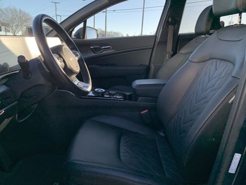Used 2023 Kia Sportage X-Line image 16