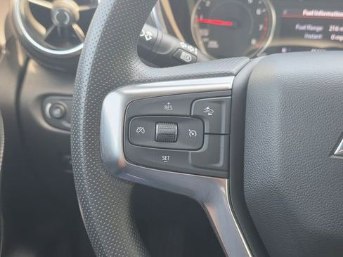 Used 2025 Chevrolet Blazer LT FWD image 33