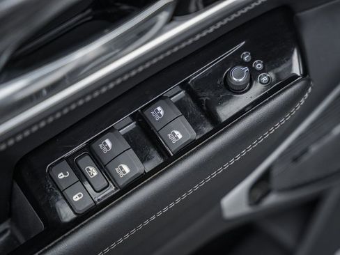 Used 2022 Jeep Wagoneer Series III w/ Premium Group I image 47