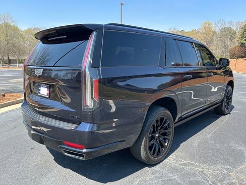 Used 2023 Cadillac Escalade ESV Sport Platinum w/ LPO, ONYX Package AWD/4WD image 29