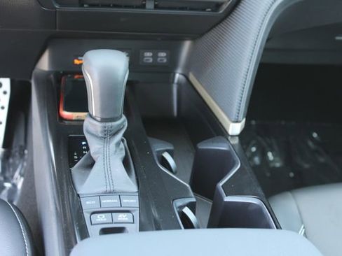 Used 2026 Toyota Camry SE w/ Multimedia Upgrade Package FWD image 16