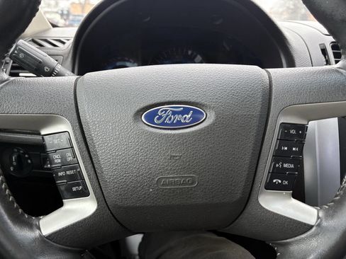Used 2011 Ford Fusion SEL w/ Sport Appearance Pkg image 25