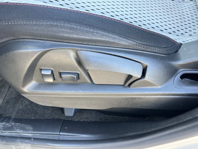 Used 2011 Chevrolet Equinox LS w/ Bluetooth Package FWD image 27
