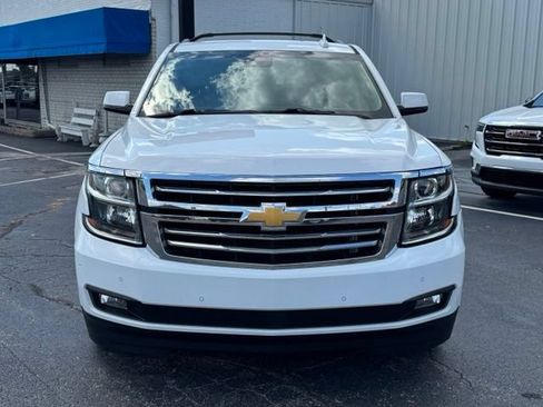 Used 2016 Chevrolet Suburban LT w/ Luxury Package RWD image 2