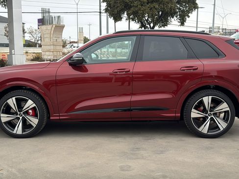 New 2025 Audi SQ5 Premium Plus image 4