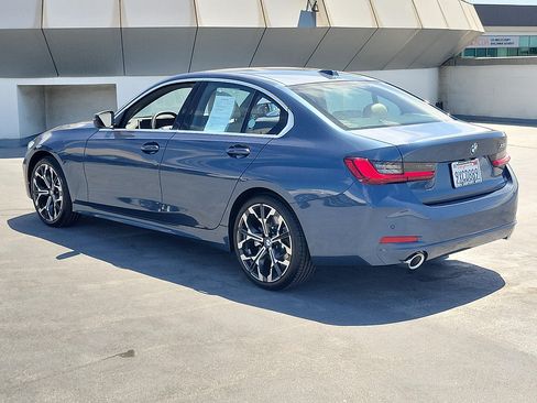 Used 2026 BMW 330i Sedan w/ Premium Package RWD image 2