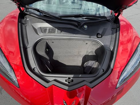 Used 2024 Chevrolet Corvette Stingray Premium Conv w/ Z51 Performance Package RWD image 21