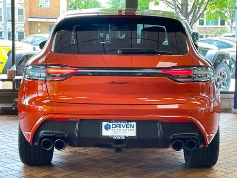 Used 2023 Porsche Macan AWD/4WD image 9