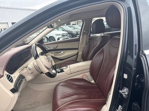 Used 2019 Mercedes-Benz S 560 Sedan image 7