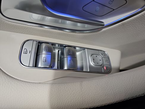 New 2026 Mercedes-Benz GLS 450 4MATIC image 30