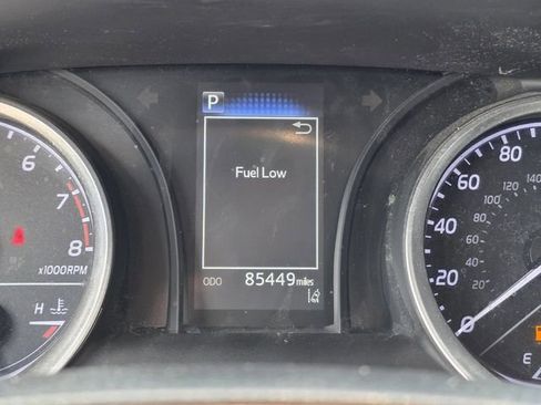 Used 2022 Toyota Camry LE FWD image 11