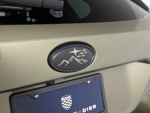 Used 2025 Subaru Outback Premium AWD/4WD image 38