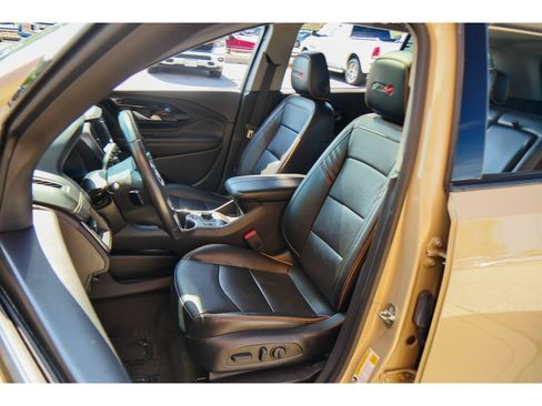 Used 2022 GMC Terrain AT4 w/ Infotainment Package II AWD/4WD image 12