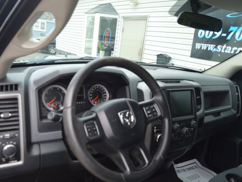Used 2016 RAM 1500 Tradesman w/ Popular Equipment Group AWD/4WD image 28