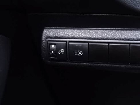 Used 2023 Toyota Corolla LE FWD image 39