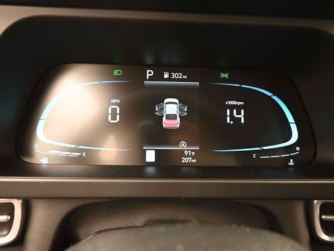 New 2026 Hyundai Elantra SE FWD image 17