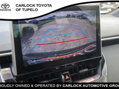 Used 2026 Toyota Corolla SE w/ SE Package FWD image 5