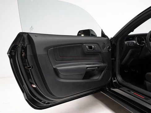 Used 2018 Ford Mustang Shelby GT350R w/ Equipment Group 920A image 12