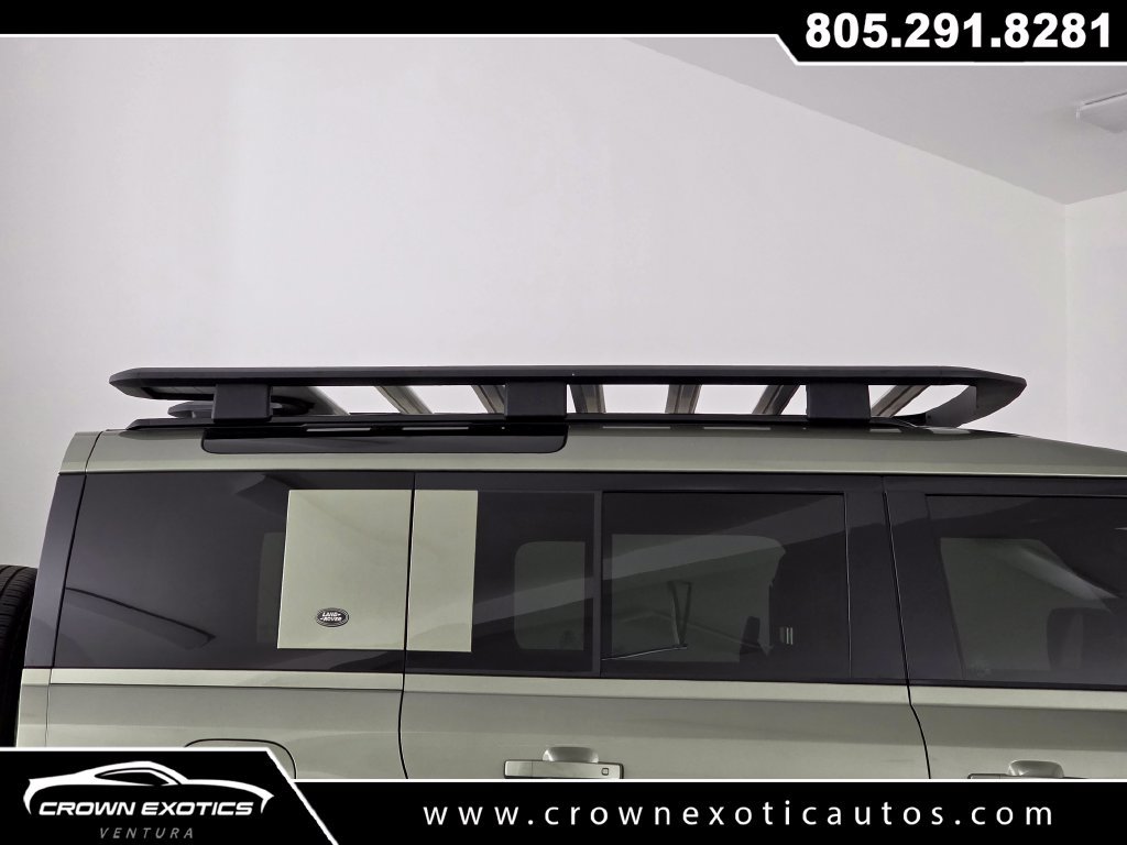 Used 2022 Land Rover Defender 110 X-Dynamic SE AWD/4WD image 7