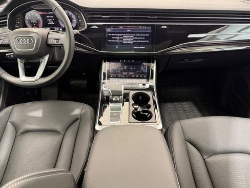 Used 2025 Audi Q8 Premium Plus w/ Premium Plus Package image 9