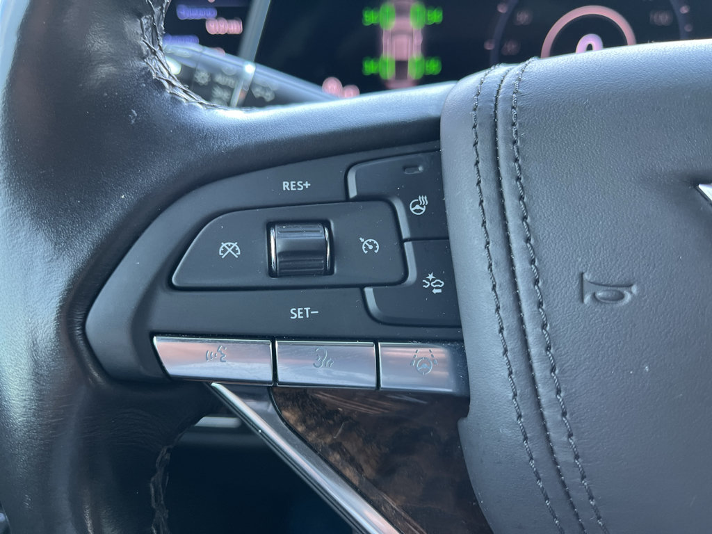 Used 2021 Cadillac Escalade Sport Platinum w/ LPO, ONYX Package AWD/4WD image 19