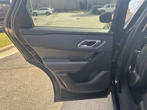 Used 2021 Land Rover Range Rover Velar S image 10