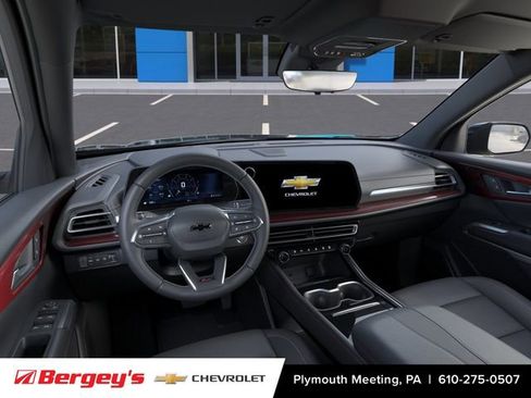 New 2026 Chevrolet Traverse Z71 w/ Driver Confidence Package AWD/4WD image 17