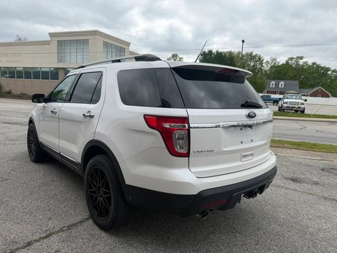 Used 2014 Ford Explorer Limited w/ Equipment Group 302A AWD/4WD image 6