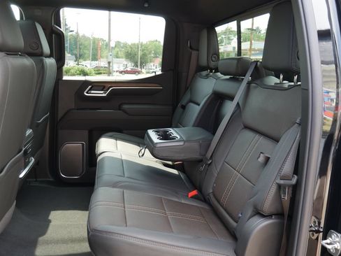 New 2026 Chevrolet Silverado 1500 High Country AWD/4WD image 17