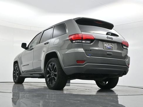 Used 2022 Jeep Grand Cherokee Laredo X AWD/4WD image 50