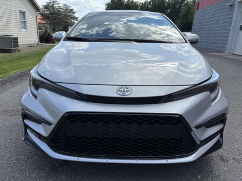 Certified 2026 Toyota Corolla SE w/ SE Premium Package FWD image 9