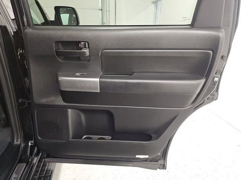 Used 2018 Toyota Sequoia TRD Sport AWD/4WD image 35