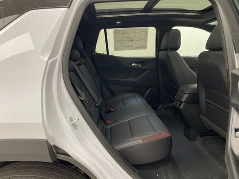 New 2026 Chevrolet Equinox RS AWD/4WD image 13