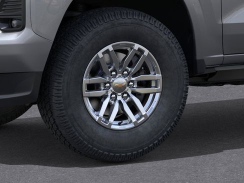 Used 2026 Chevrolet Colorado LT w/ LT Convenience Package AWD/4WD image 9