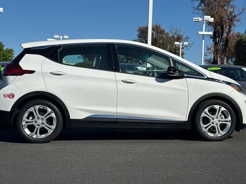 Used 2021 Chevrolet Bolt LT image 4