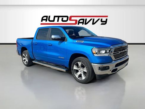 Used 2023 RAM 1500 Laramie AWD/4WD image 1