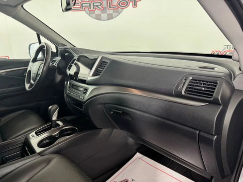 Used 2019 Honda Ridgeline RTL-T image 12