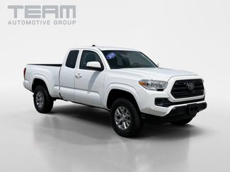 Used 2019 Toyota Tacoma SR w/ SR Convenience Package AWD/4WD video 1