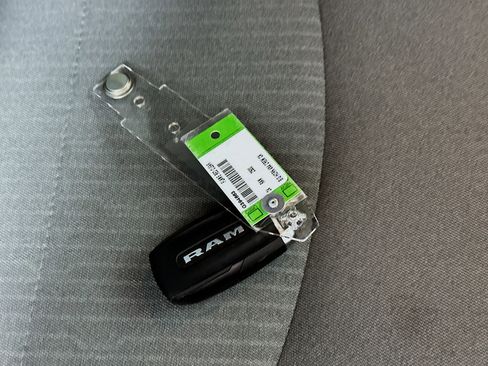 Used 2024 RAM 2500 Big Horn w/ Bed Utility Group image 33