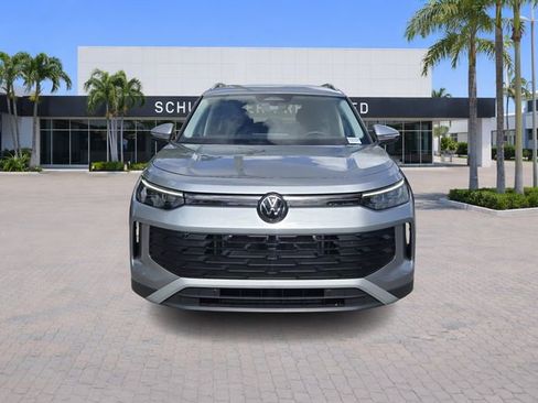 Certified 2025 Volkswagen Tiguan S image 2