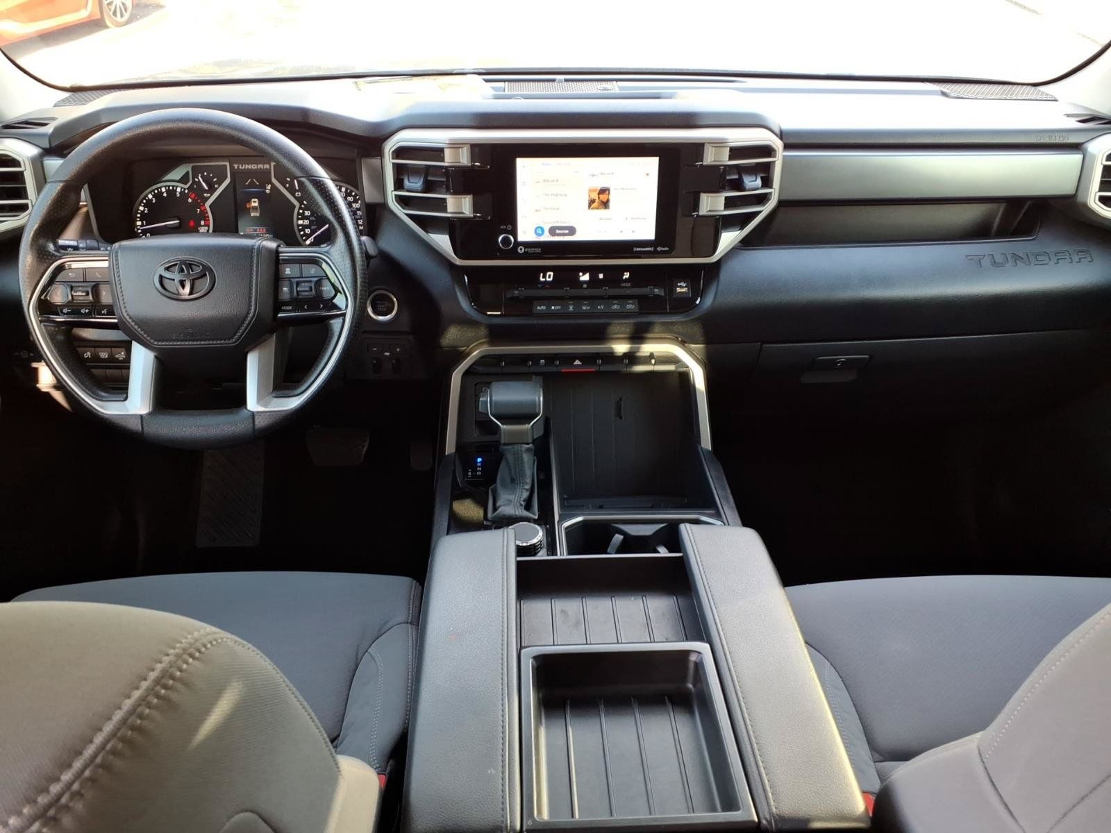 Used 2022 Toyota Tundra SR5 w/ Convenience Package RWD image 11
