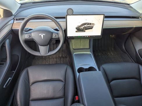 Used 2023 Tesla Model 3 Standard Range image 26
